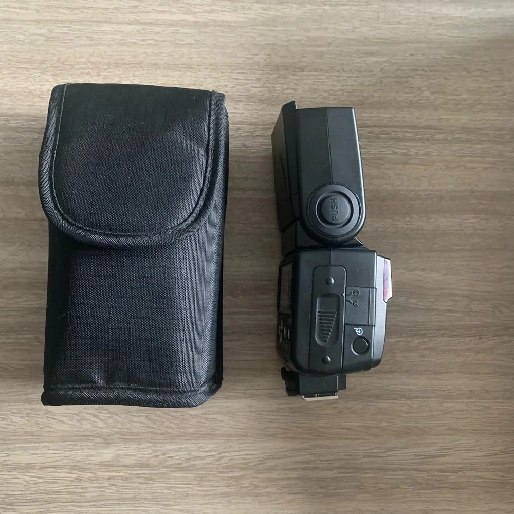 NWOT Nikon Speedlight SB-600 I D-TTL Flash F100 F5 D750 D750 D850 ASIS With Case